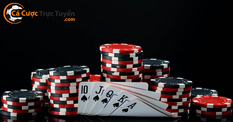 Game bài đổi thưởng trực tuyến: Game bài Poker trực tuyến